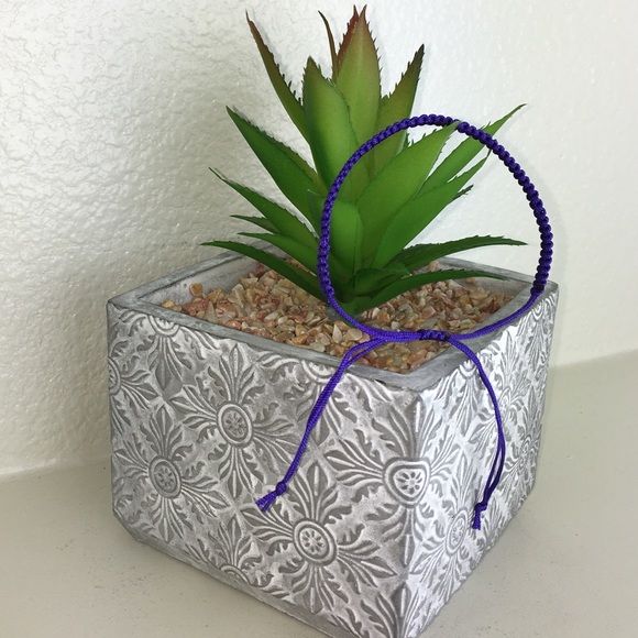 ☔️ 3 Piece Set Handmade Chinese Knotting Bracelets - Picture 5 of 8